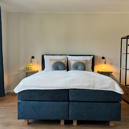 Apartment Mit Parkblick บัดโรเทนเฟลเดอ ภายนอก รูปภาพ