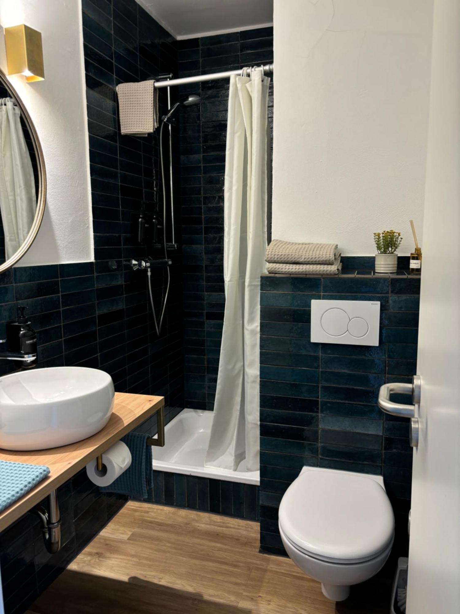 Apartment Mit Parkblick บัดโรเทนเฟลเดอ ภายนอก รูปภาพ